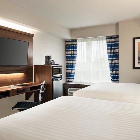 Microtel Inn & Suites By Wyndham Antigonish Экстерьер фото