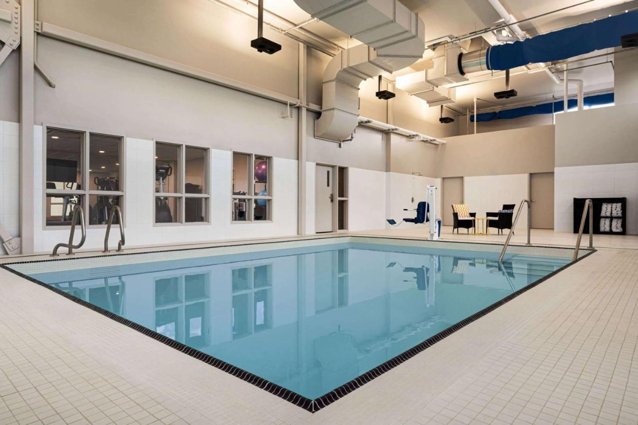Microtel Inn & Suites By Wyndham Antigonish Экстерьер фото